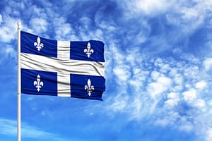 ciel et drapeau du Québec